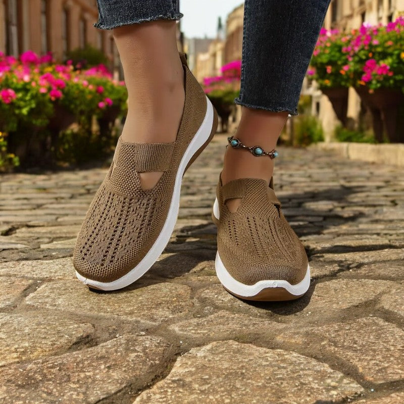 FloraStep™ | Fjäderlätta skor som ger dig stöd hela vägen.